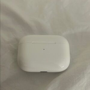 White Wireless Earbuds Case